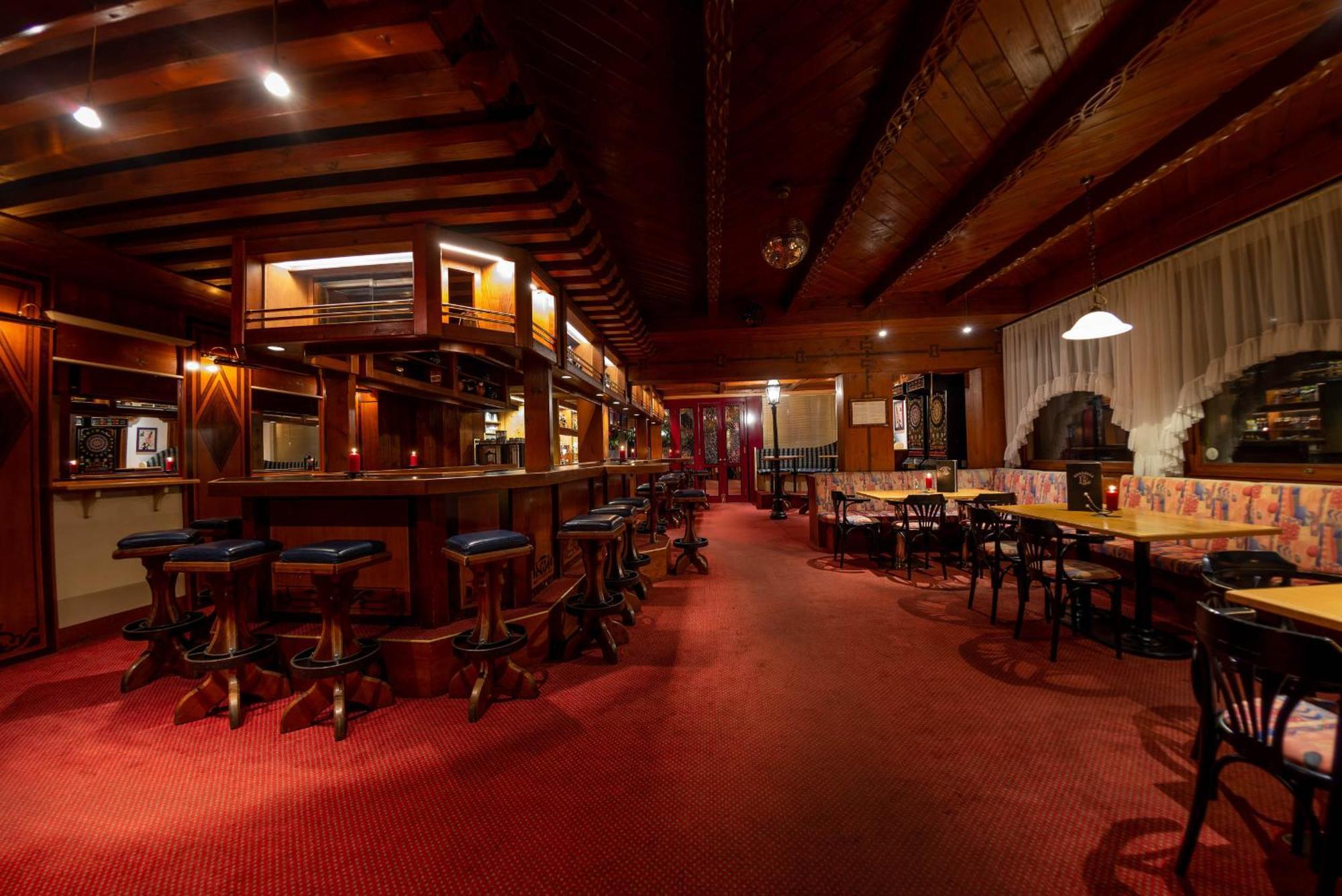 Hotel Brunella Vandans Bagian luar foto